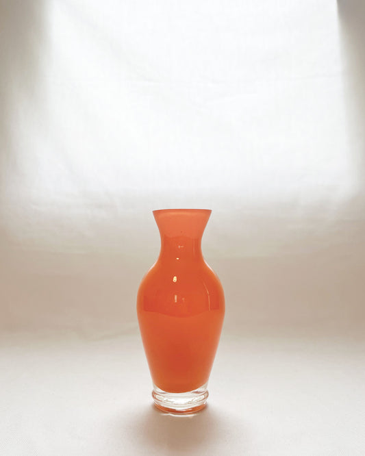 Moisture orange Flower vase